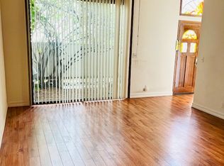 444 S Los Robles Ave APT 6, Pasadena, CA 91101