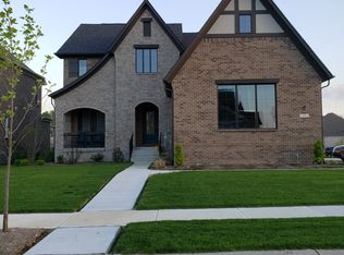 1021 Domino Dr, Carmel, IN 46032