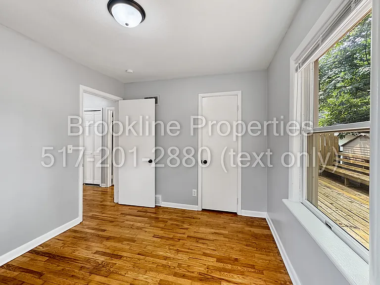 823 Holten St — Photo 16
