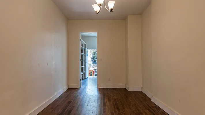Rented by Nooklyn NYC LLC | media 6