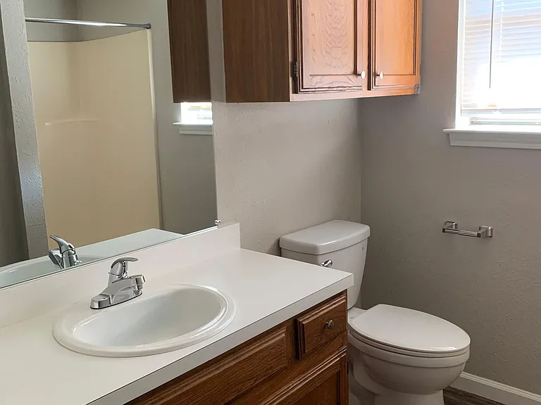 3319 Gardenview Cir — Photo 4