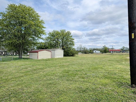 4th image of 750 Waterfront Row