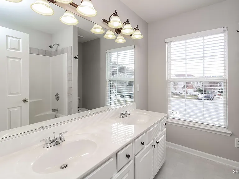 4583 Fairport Ct — Photo 12