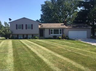 7000 Chatham Rd, Medina, OH 44256