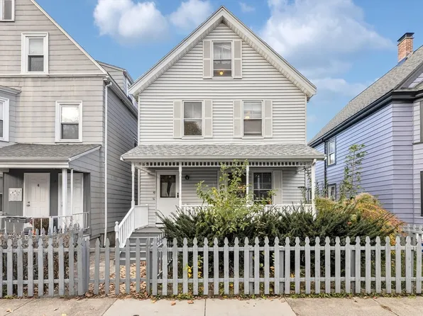 10 Marmion St, Jamaica Plain, MA 02130