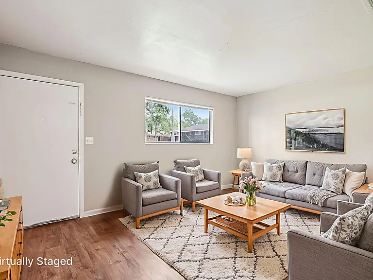 Liv Apartments — Photo 23