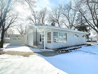 1704 11th St, Emmetsburg, IA, 50536