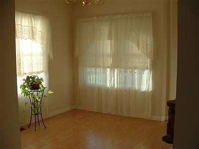 4th image of 5643 Moss Creek Ln