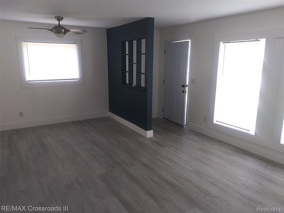 2nd image of 672 Nash Ave