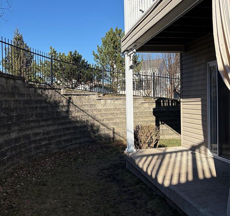 2nd image of 613 Saravalle Dr
