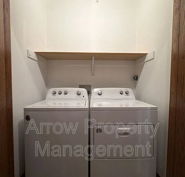 102 Locust St #1 — Photo 11