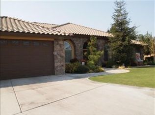 12010 Indianapolis Dr, Bakersfield, CA 93312