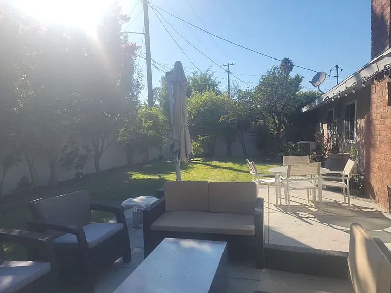 11427 Stranwood Ave — Photo 15