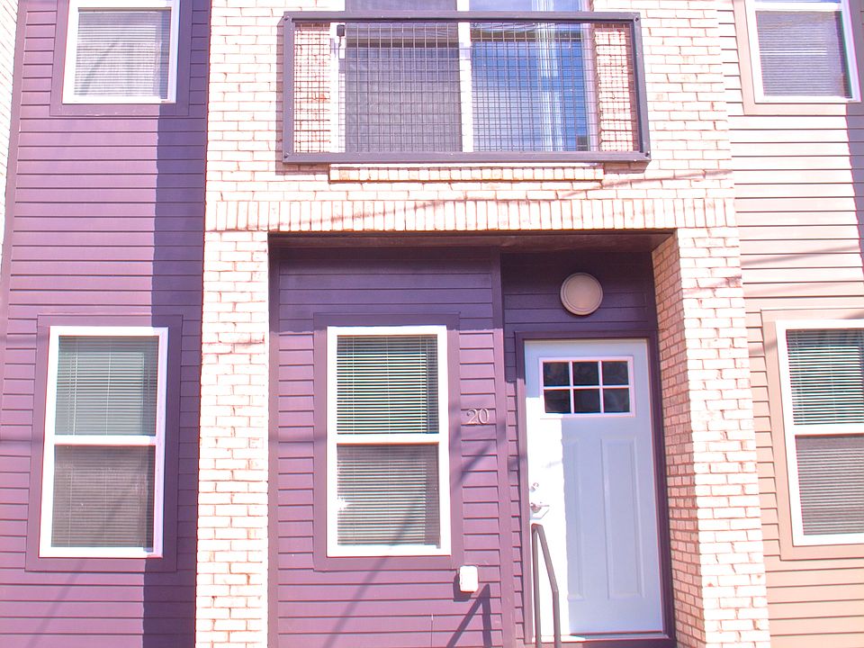 1st image of 22 E Jackson St #1