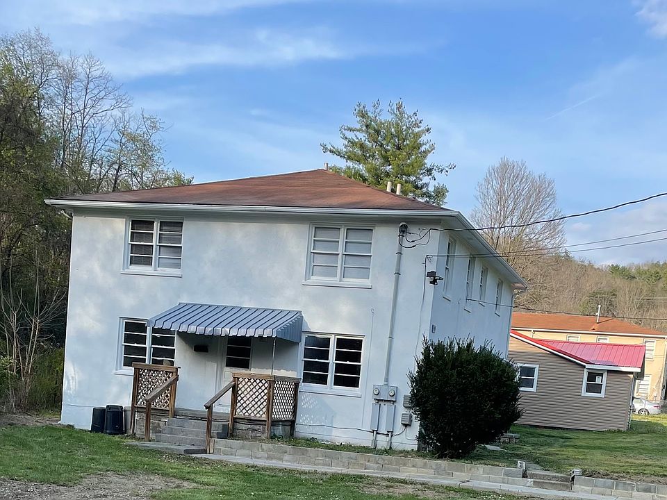 1st image of 145 Branch St APT B