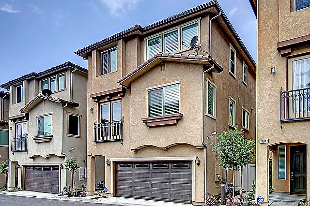 1st image of 11921 Coratina Ln