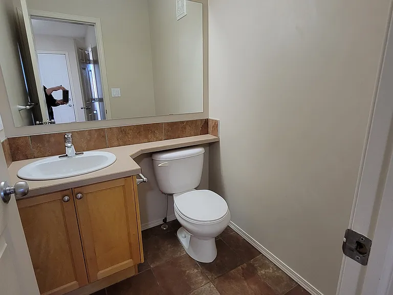 36 Pinnacle St — Photo 8
