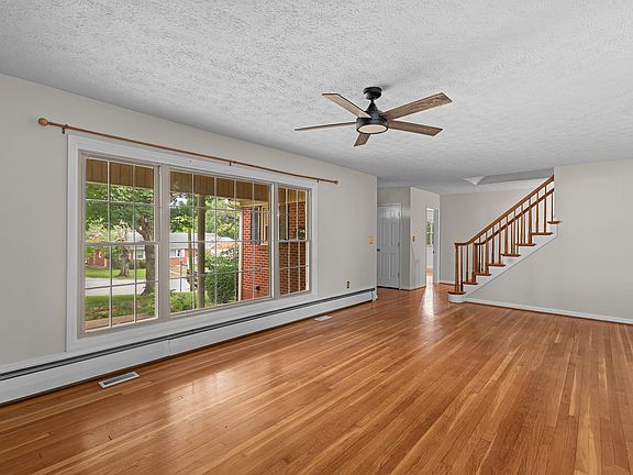 5th image of 373 Bonta Dr
