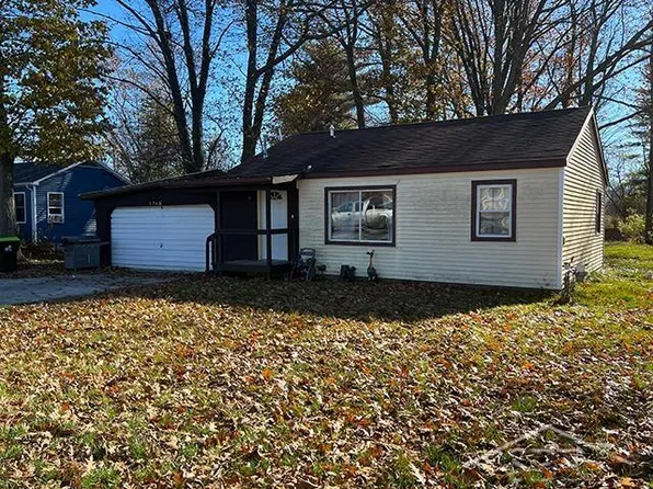 1748 E Prevo Rd, Linwood, MI 48634