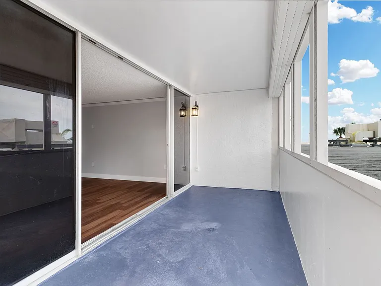 17920 Gulf Blvd #205 — Photo 30