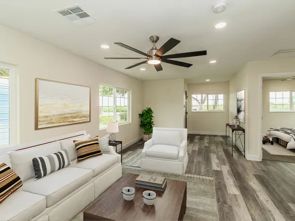 3692 Avenue 400, Kingsburg, CA 93631