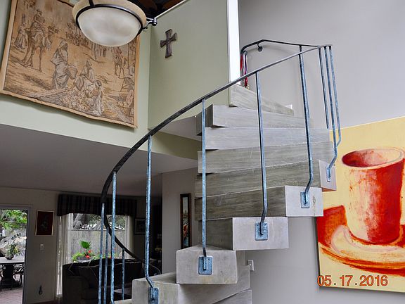 Entry staircase to loft - live amidst the oak tree canopy!