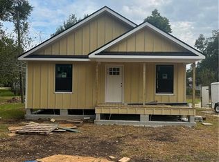 109 E 3rd St, Iowa, LA 70647