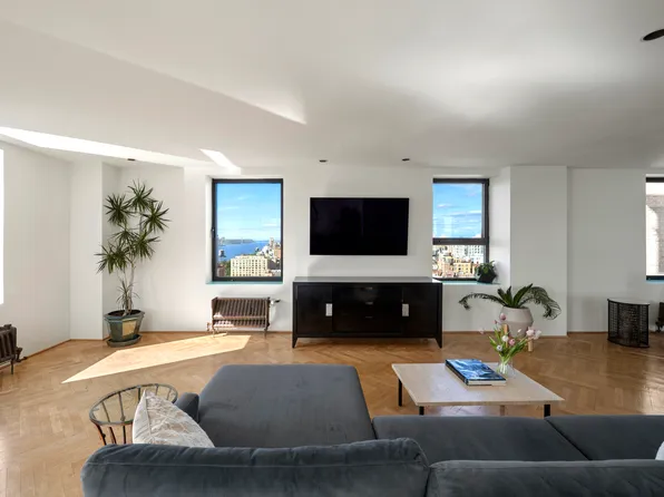 263 West End Avenue image 14 of 17