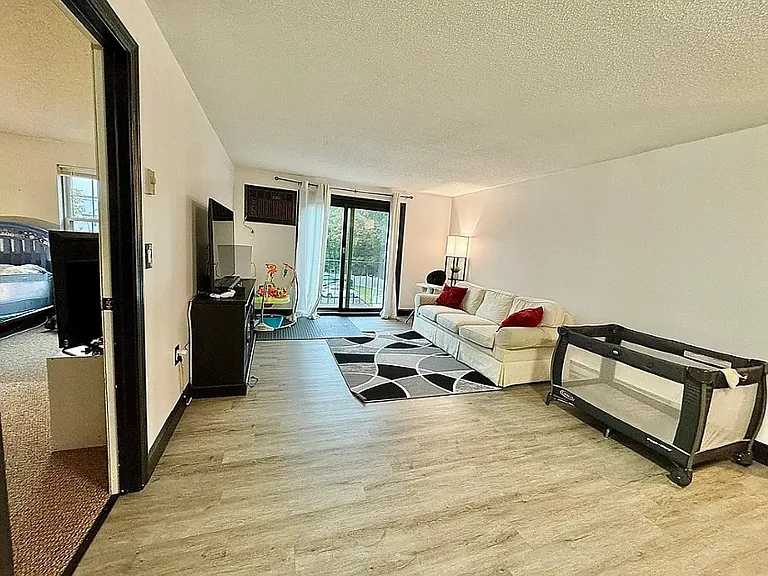 80 Stanton St #32 — Photo 1