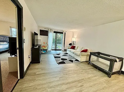 80 Stanton St #32 Photo 1