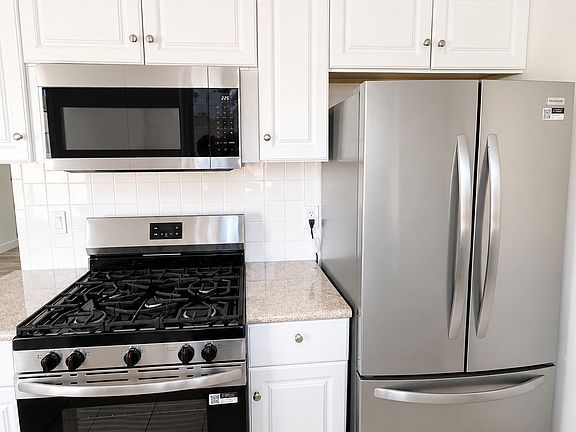 2nd image of 5245 Bakman Ave APT 2
