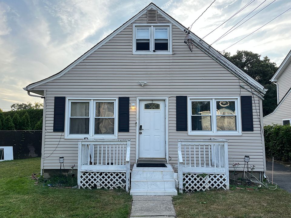 1st image of 167 Lake Dr