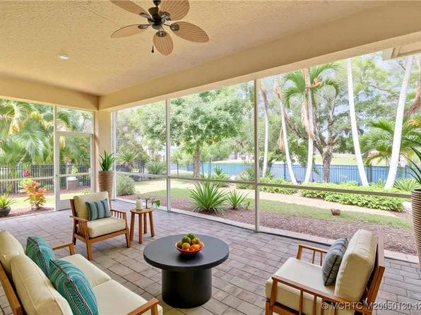 736 SW Pebble Ln, Palm City, FL 34990