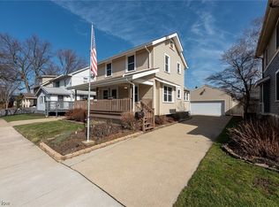 915 Iredell St, Akron, OH 44310