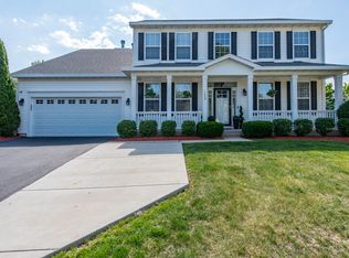 1650 Natures Way, Lindenhurst, IL 60046