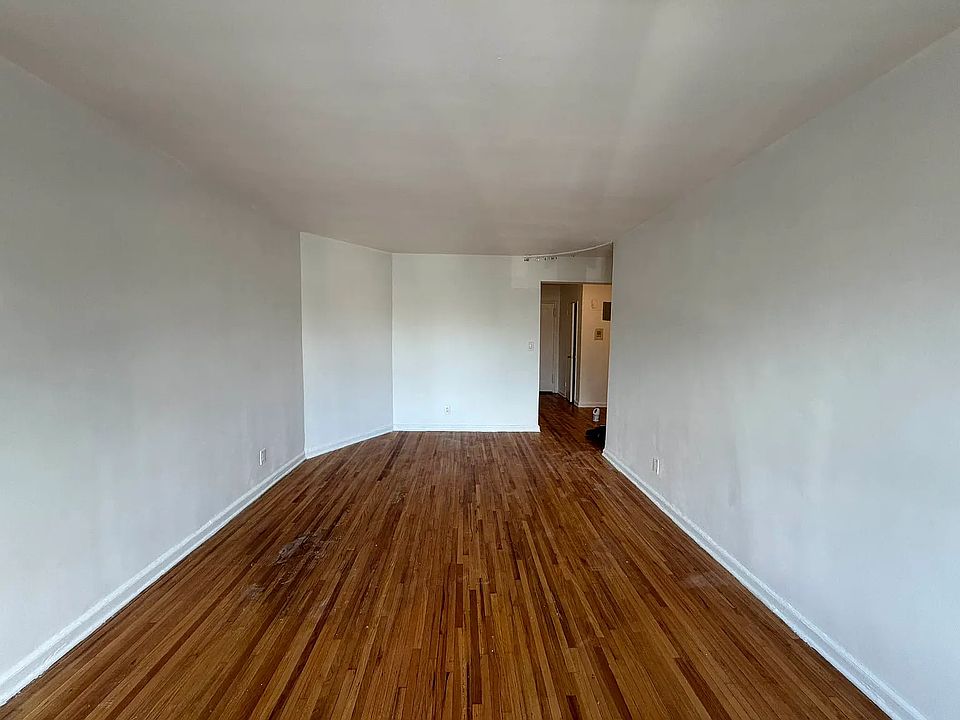 1st image of 150 W End Ave #2