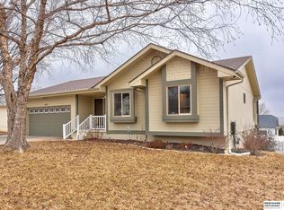8129 S 69th St, La Vista, NE 68128