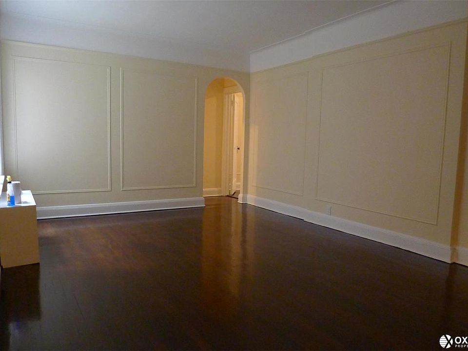1st image of 4556 42nd St APT 1D