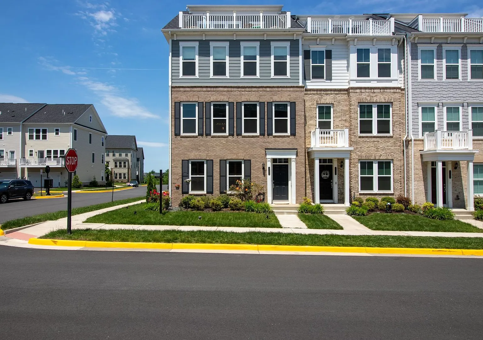 4-Level Potomac Shores Townhome | Rooftop Terrace + Resort-Style Amenities — Photo 1
