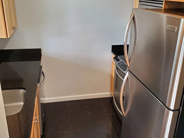Deacon Court - 1661 Washington Street — Photo 49