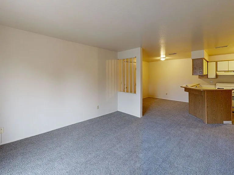 Trappers Cove Apartments — Photo 108