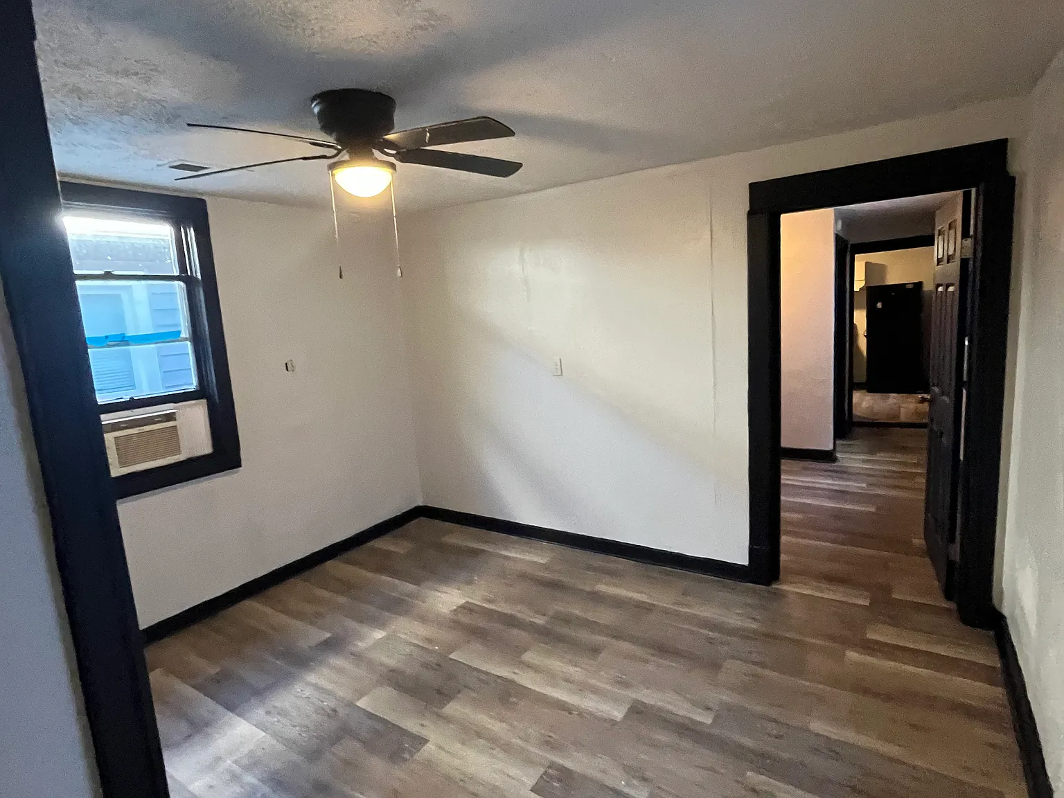 2 bed, 672 sqft, $1,100 — Photo 4