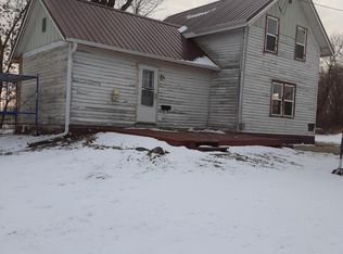 8599 480th St, Kenyon, MN 55946