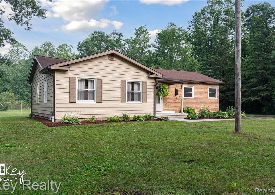 21390 Elwell Rd, Belleville, MI 48111 Zillow