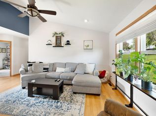 8458 Jergen Ave S, Cottage Grove, MN 55016