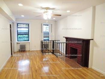 1st image of 31 W 68th St