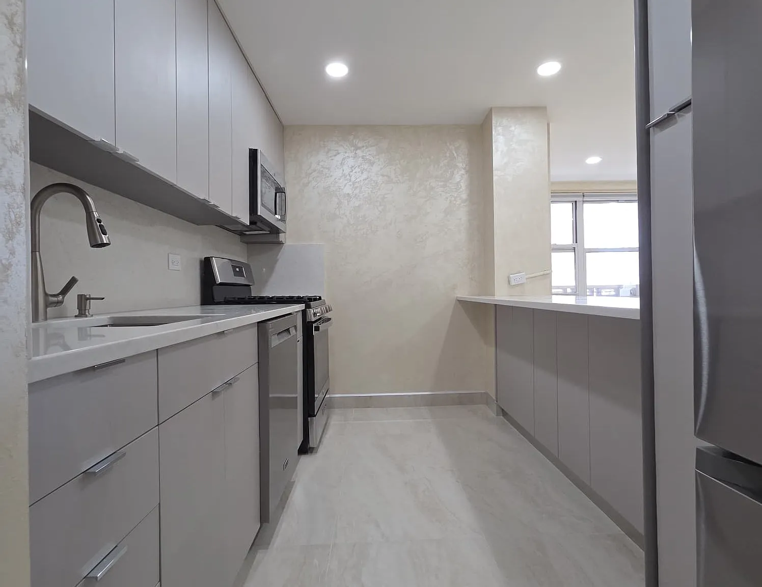 1311 Brightwater Avenue — Photo 4