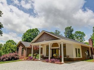 135 Longs Homestead Farm Rd, Dallas, NC 28034
