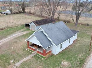 1222 W Popcorn Rd, Bloomington, IN 47403