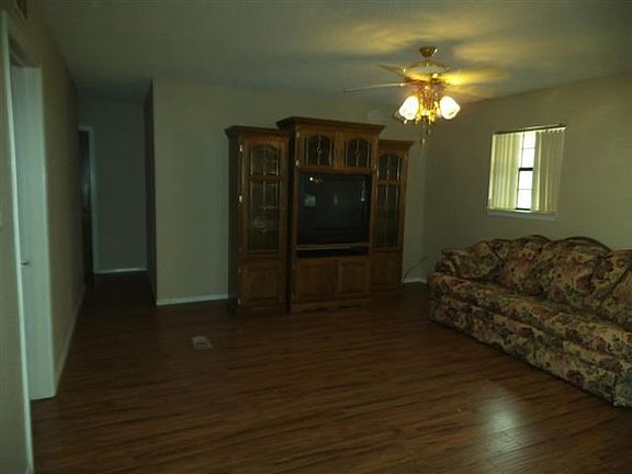 3rd image of 47 Cimarron Cir